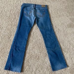 Hollister jeans. Boot cut bottom⭐️⭐️⭐️